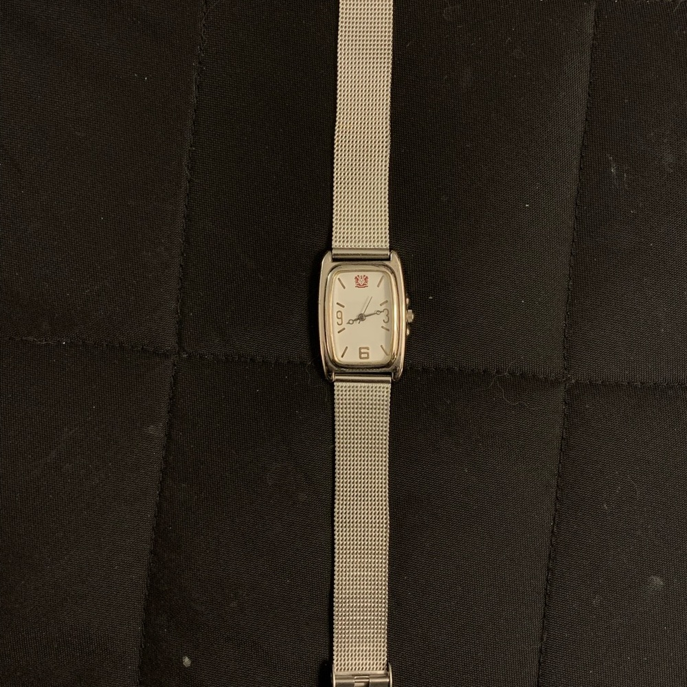 Rectangular Silver Mesh Watch With White Face - image 2